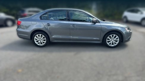 Used 2011 Volkswagen Jetta SE image 4