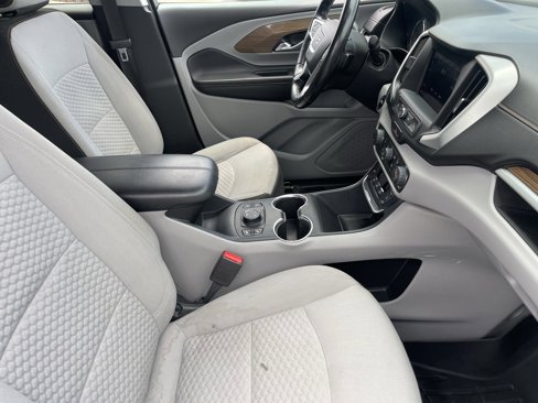 Used 2020 GMC Terrain SLE w/ Driver Convenience Package image 7