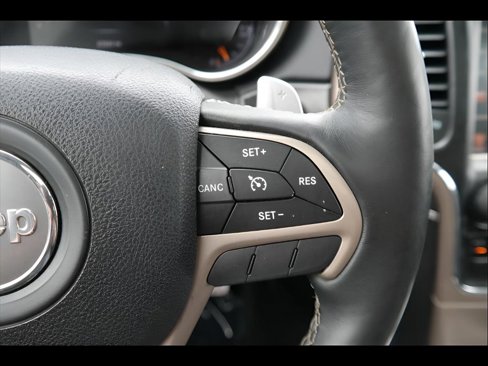 Used 2017 Jeep Grand Cherokee Limited w/ Luxury Group II image 15