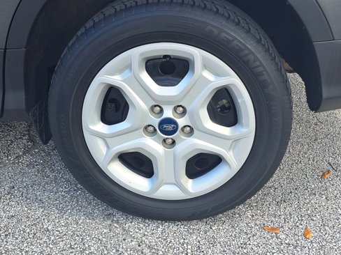 Used 2019 Ford Escape S image 7