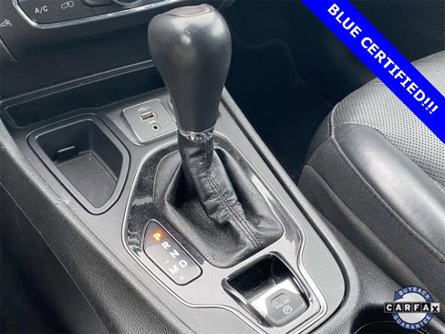 Used 2019 Jeep Cherokee Limited image 30