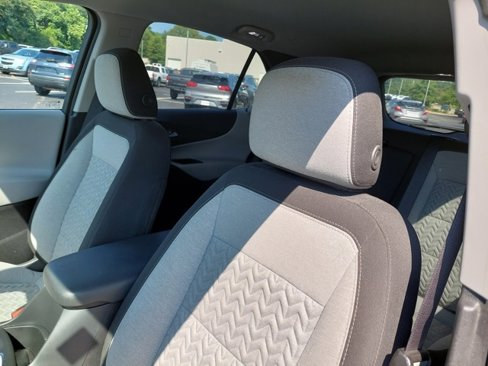 Used 2024 Chevrolet Equinox LS w/ LS Convenience Package image 6