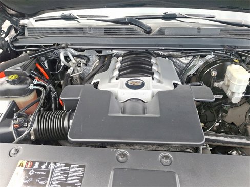 Used 2017 Cadillac Escalade Luxury image 28