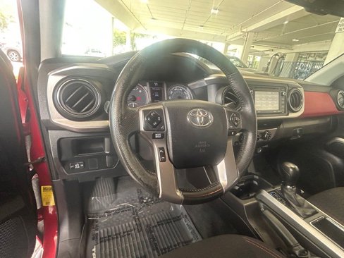 Used 2016 Toyota Tacoma SR5 image 33