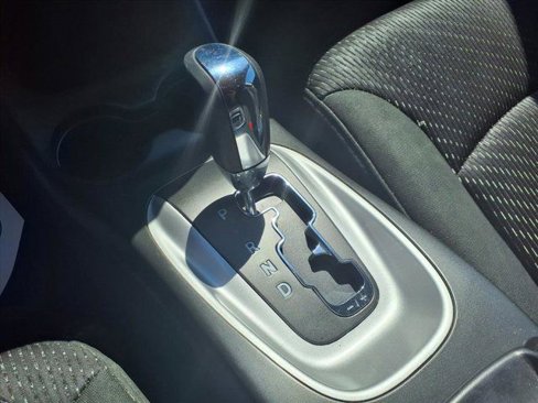 Used 2019 Dodge Journey SE image 18