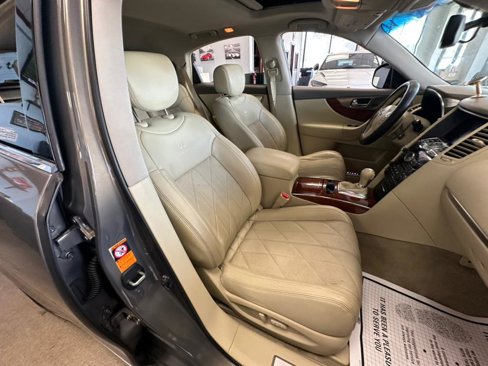 Used 2009 INFINITI FX35 AWD w/ Technology Pkg image 36