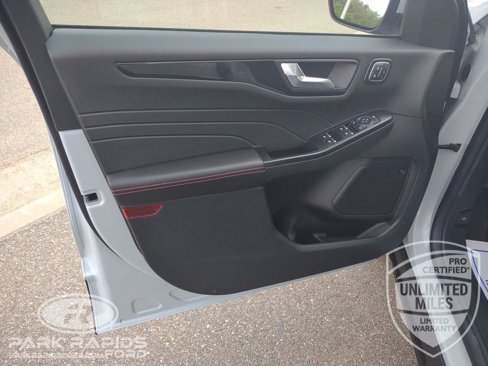 New 2025 Ford Escape ST-Line Elite w/ Tech Pack #2 image 10