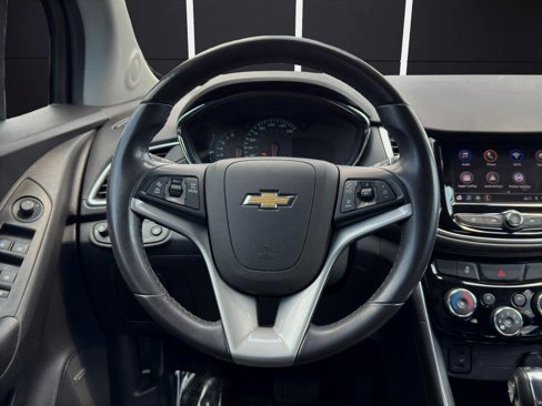 Used 2020 Chevrolet Trax Premier image 16