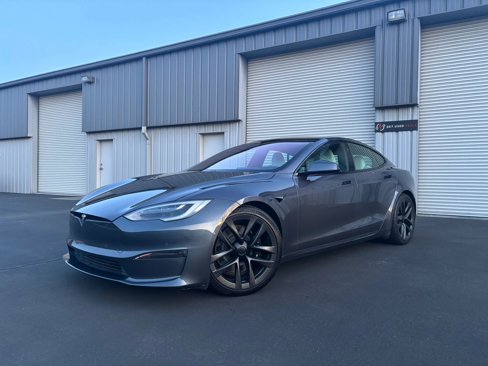 Used 2022 Tesla Model S Plaid image 5