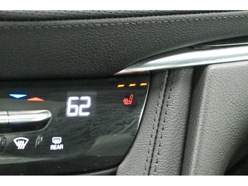 Used 2022 Cadillac XT5 Premium Luxury image 46