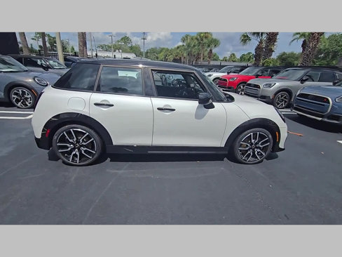 New 2025 MINI Cooper S image 33