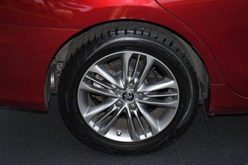 Used 2016 Toyota Camry SE image 40