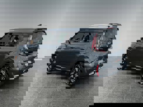 Used 2023 Kia Soul GT-Line w/ GT-Line Technology Package image 3