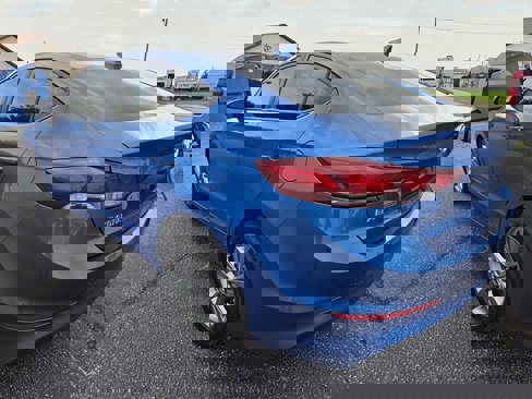 Used 2018 Hyundai Elantra SEL image 5