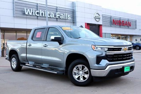 Used 2024 Chevrolet Silverado 1500 LT w/ Protection Package image 1