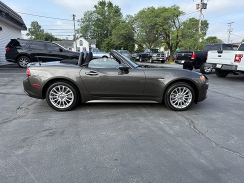 Used 2017 FIAT 124 Spider Classica image 7