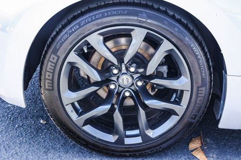 Used 2016 Nissan 370Z Coupe image 17