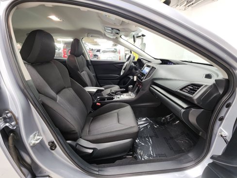 Used 2022 Subaru Impreza 2.0i Premium image 16