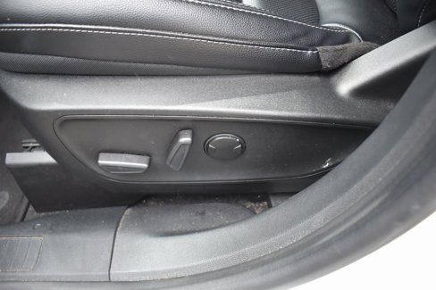 Used 2022 Ford Escape SEL w/ Technology Package image 13