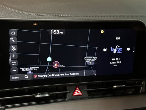 Used 2023 Kia Sportage EX w/ EX Premium Package image 18