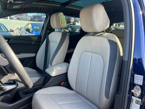 Used 2023 Audi Q4 e-tron Premium Plus w/ Premium Plus image 21