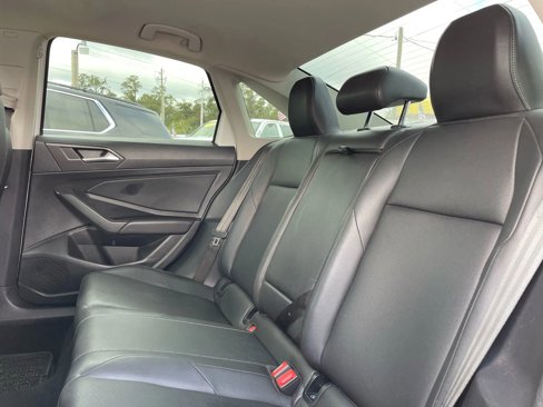Used 2019 Volkswagen Jetta SEL image 24