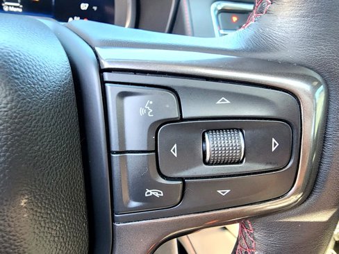 Used 2022 Chevrolet Suburban RST w/ Sport Performance Package image 16