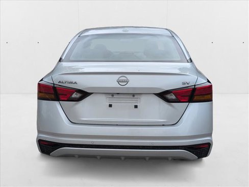 Used 2023 Nissan Altima 2.5 SV image 6