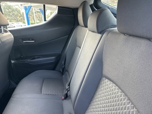 Used 2021 Toyota C-HR LE image 30