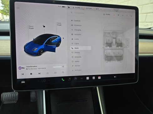 Used 2018 Tesla Model 3 Long Range image 24