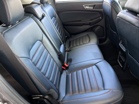 Used 2023 Ford Edge SEL w/ Sport Appearance Package image 14