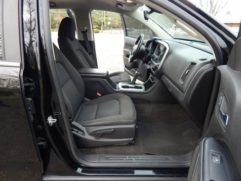 Used 2017 Chevrolet Colorado LT w/ LT Convenience Package image 18