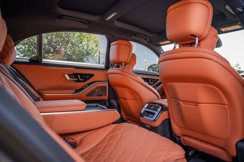 Used 2023 Mercedes-Benz S 580 4MATIC Sedan image 45