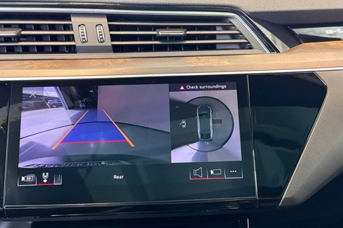 Used 2023 Audi e-tron Premium Plus w/ Premium Plus Package image 14