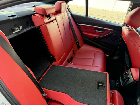 Used 2017 BMW 330i xDrive Sedan image 18
