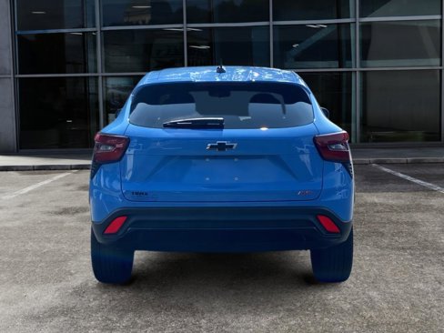 Used 2024 Chevrolet Trax RS w/ Sunroof Package image 8