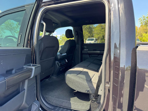 Used 2022 Ford F150 XLT w/ Equipment Group 302A High image 10