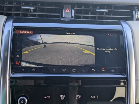 Used 2020 Land Rover Discovery Sport HSE R-Dynamic image 15
