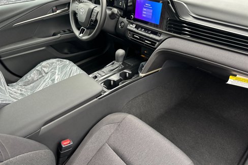 New 2025 Toyota Camry LE image 13
