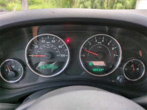 Used 2018 Jeep Wrangler Unlimited Sport S image 28