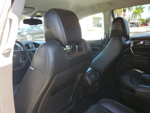 Used 2017 Buick Enclave Premium image 22