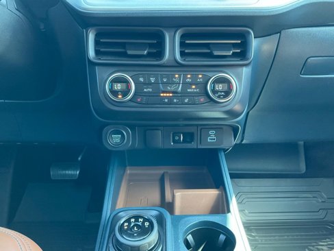 Used 2022 Ford Maverick Lariat w/ Lariat Luxury Package image 69