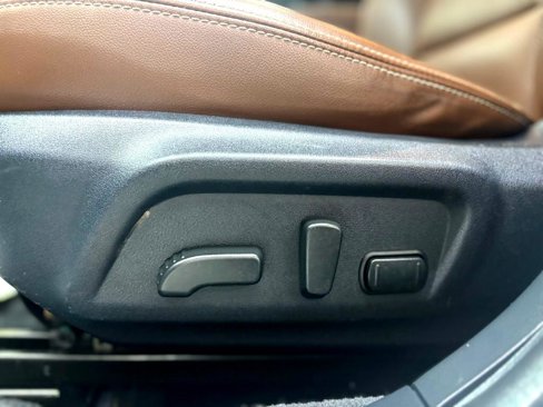 Used 2019 Subaru Outback 2.5i Touring image 18
