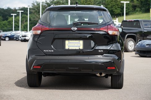 Used 2023 Nissan Kicks SR w/ SR Premium Package image 4