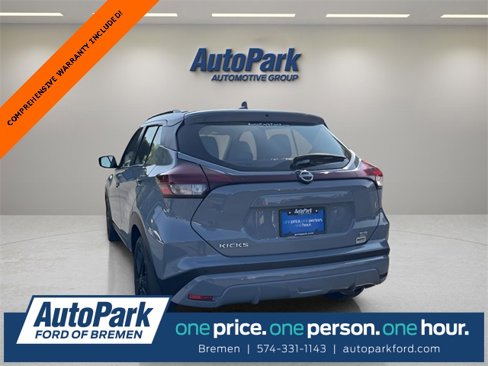 Used 2023 Nissan Kicks SR w/ SR Premium Package image 5