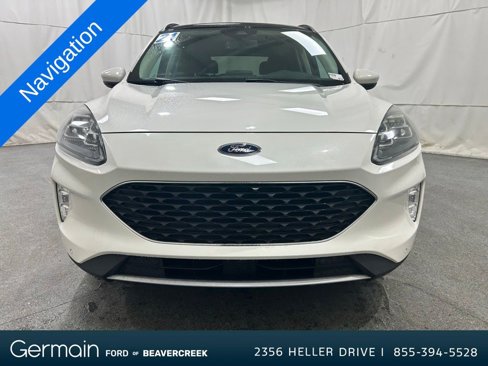 Used 2021 Ford Escape Titanium image 3