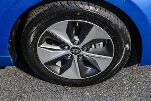 Used 2018 Hyundai Ioniq Electric image 12