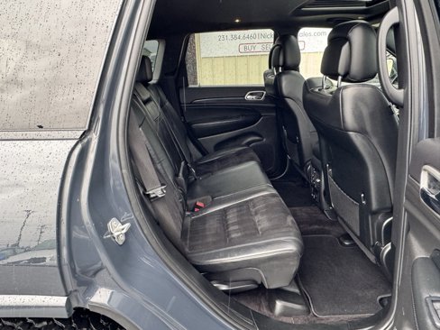Used 2018 Jeep Grand Cherokee Altitude image 39
