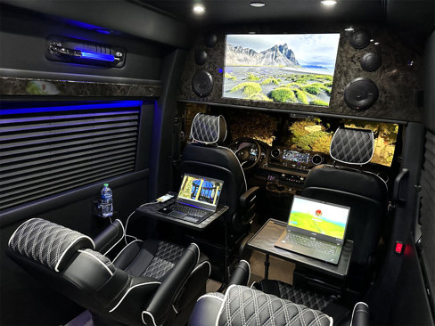 Used 2023 Mercedes-Benz Sprinter 3500 image 33