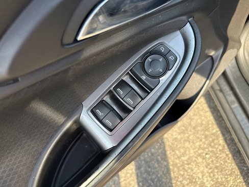Used 2017 Chevrolet Malibu LS image 12